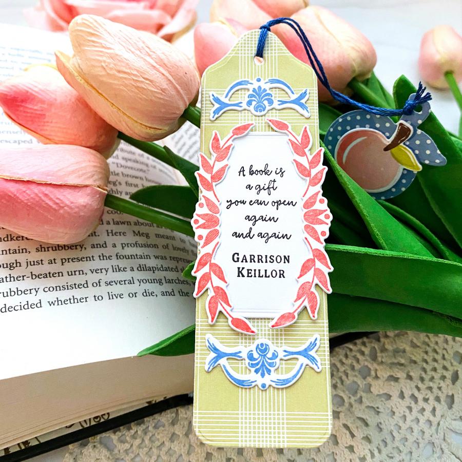 Go-To Gift Card Holder: Book Scrolls Stamp Set