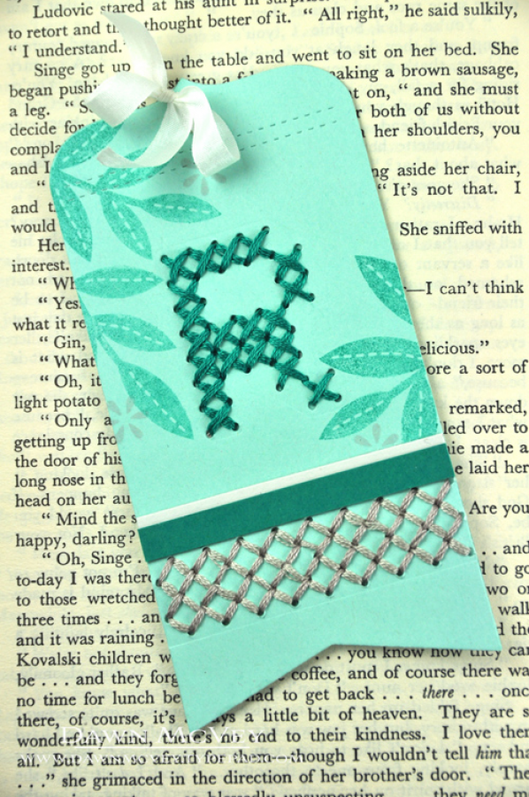 Papertrey Ink - Basic Bookmark 2 Die