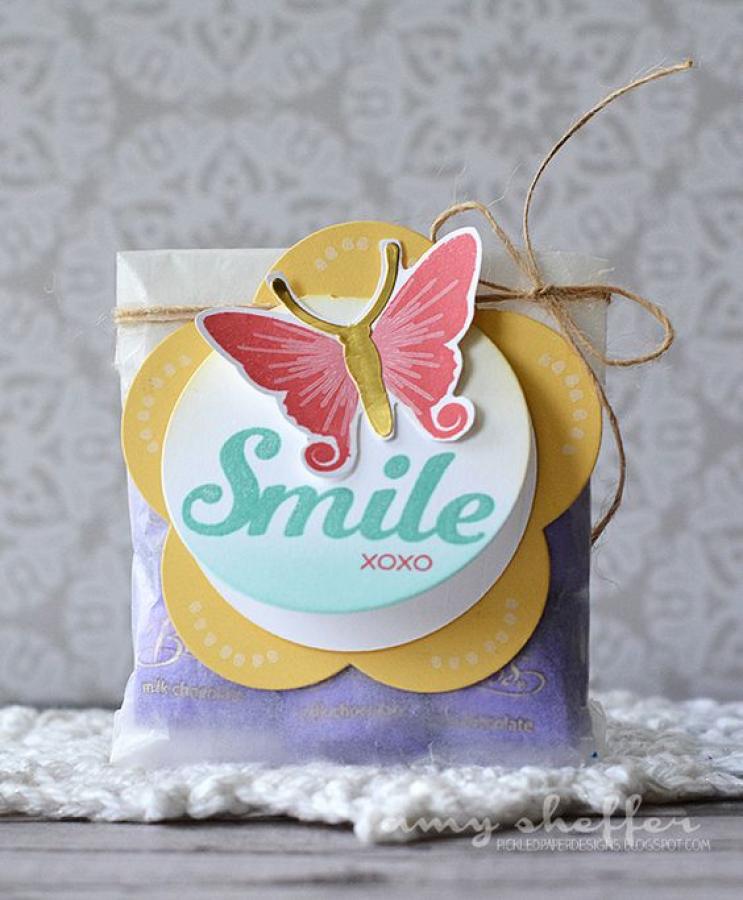 Papertrey Ink - Enclosed: Basic Folded Tag Die