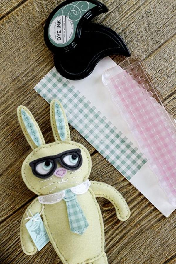 Papertrey Ink - Softie Collar + Tie Die