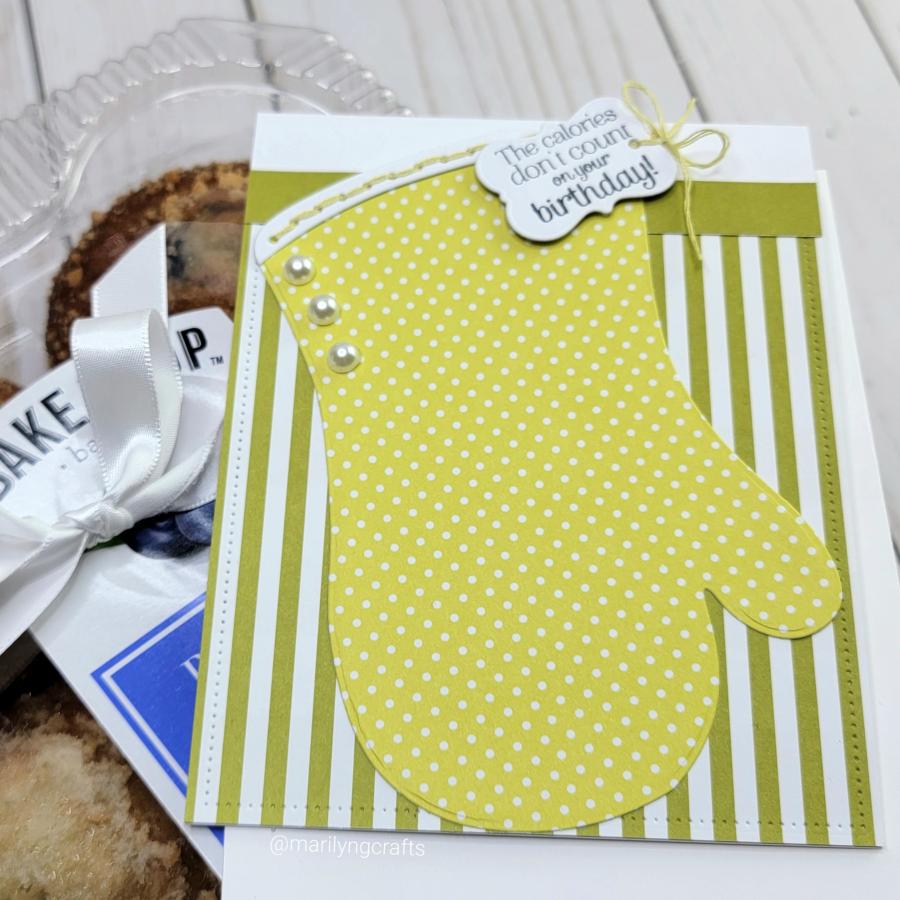 In Stitches: Oven Mitt Die