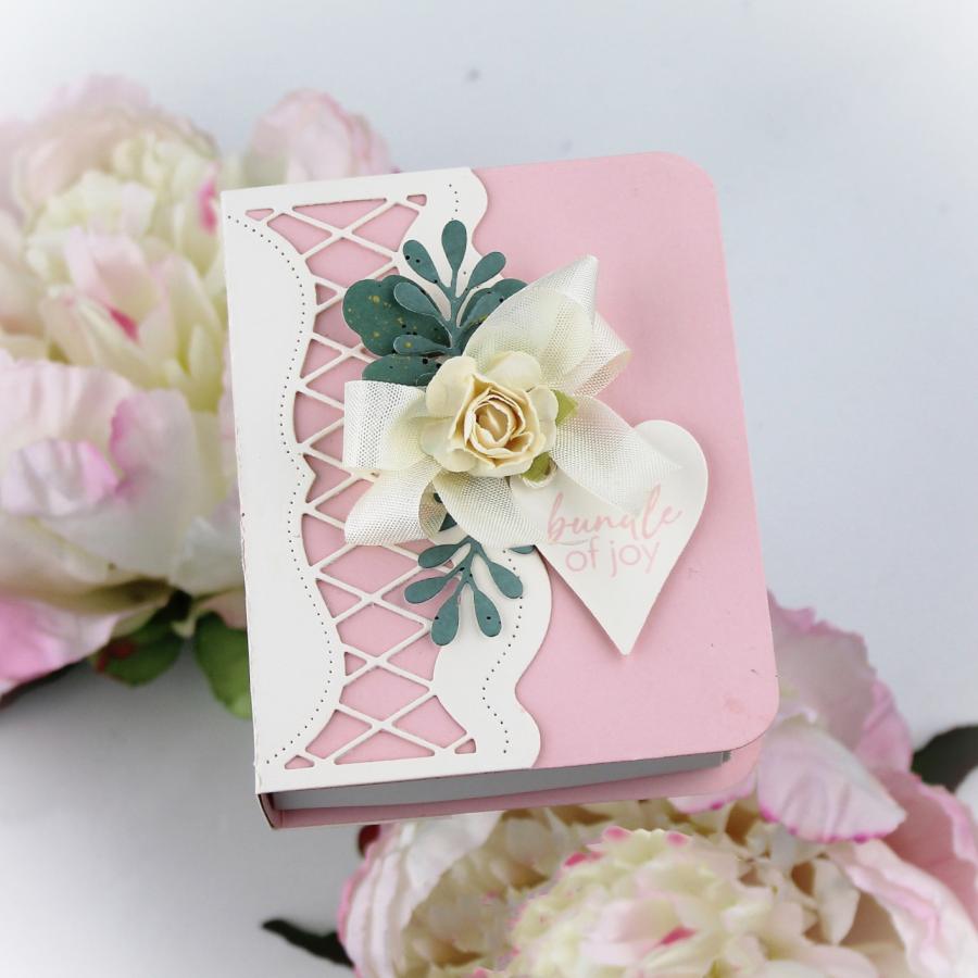 Go-To Gift Card Holder: Book Box Die