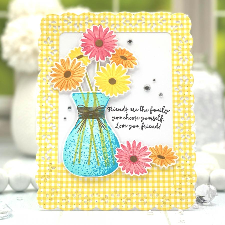 Border Bling: Scalloped Frame Die