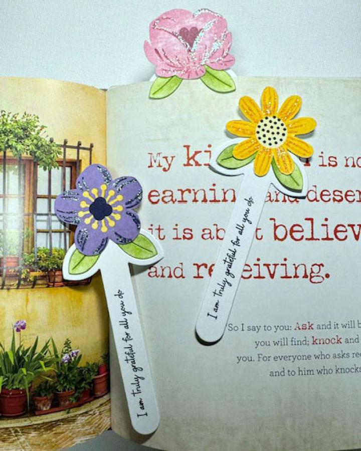 Bookmarked Die