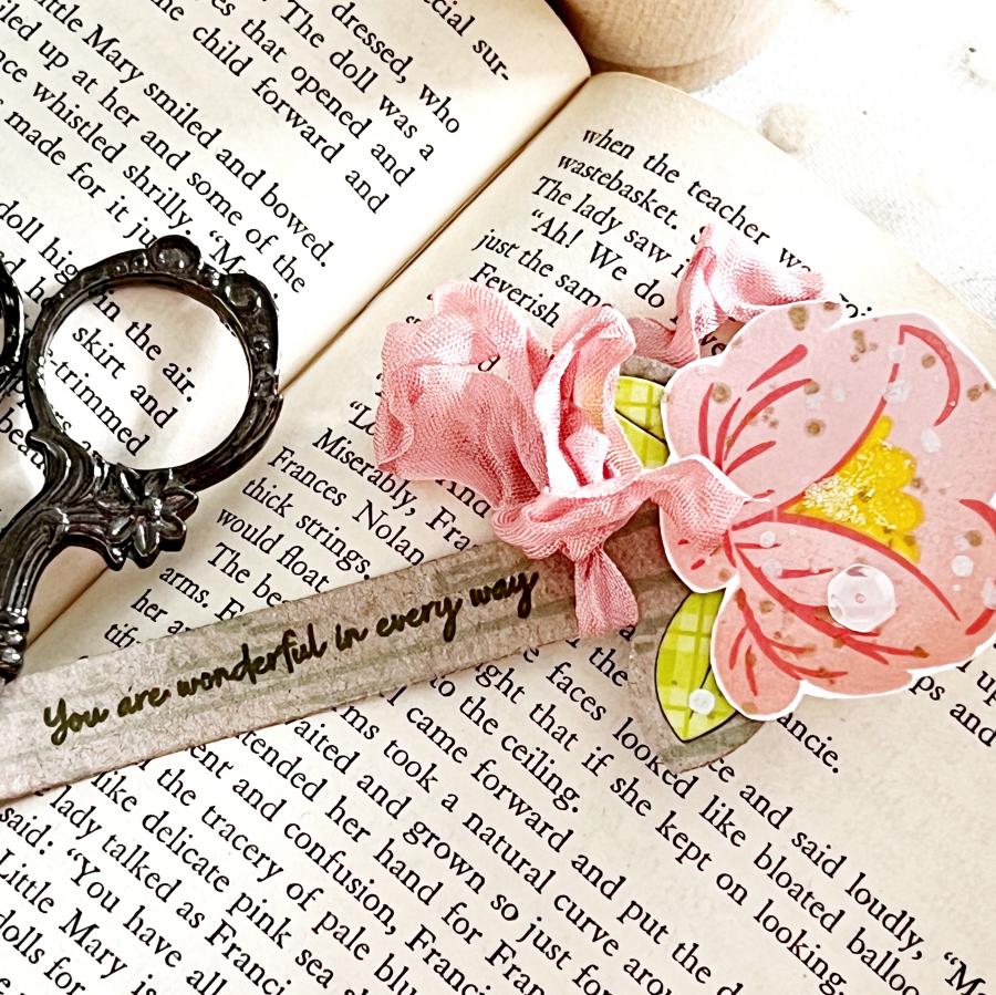 Bookmarked Die